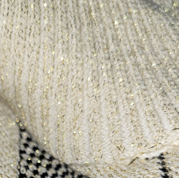 NWT! Black/Cream/Metallic Zip Sweater - XXL - Picture 4 of 4